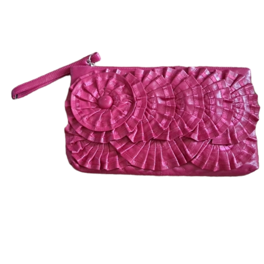 *NWT* Sorpresa! Clutch/Wristlet genuine leather